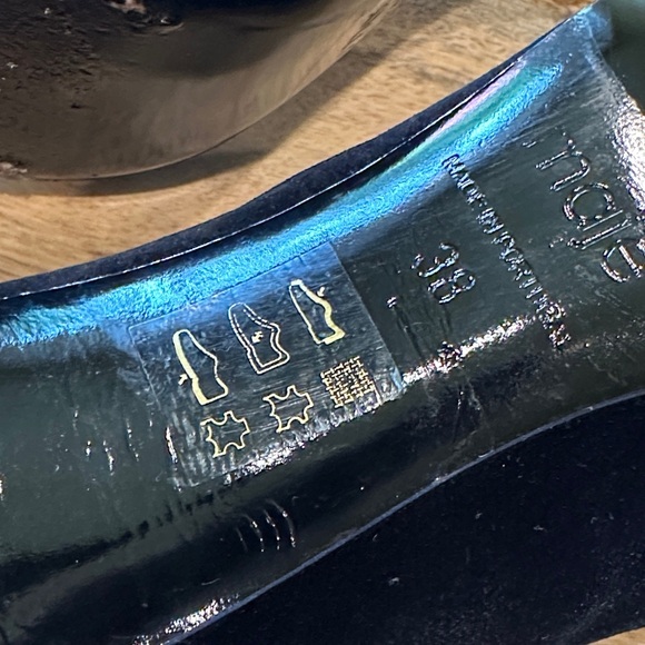 Maje Brand Elegant Black Velvet Heels - Picture 7 of 10